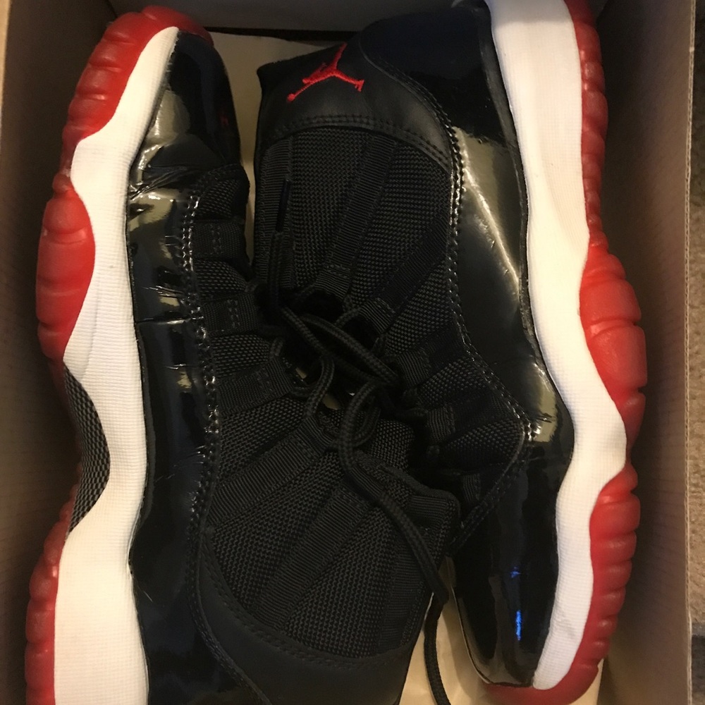 ❌SOLD❌ Jordan 11 Bred