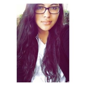 Meet your Posher, Daniela