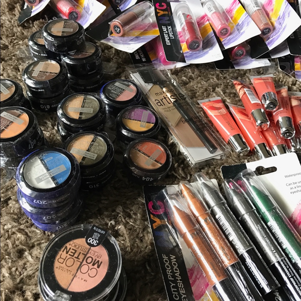 Makeup set - Picture 8 of 8