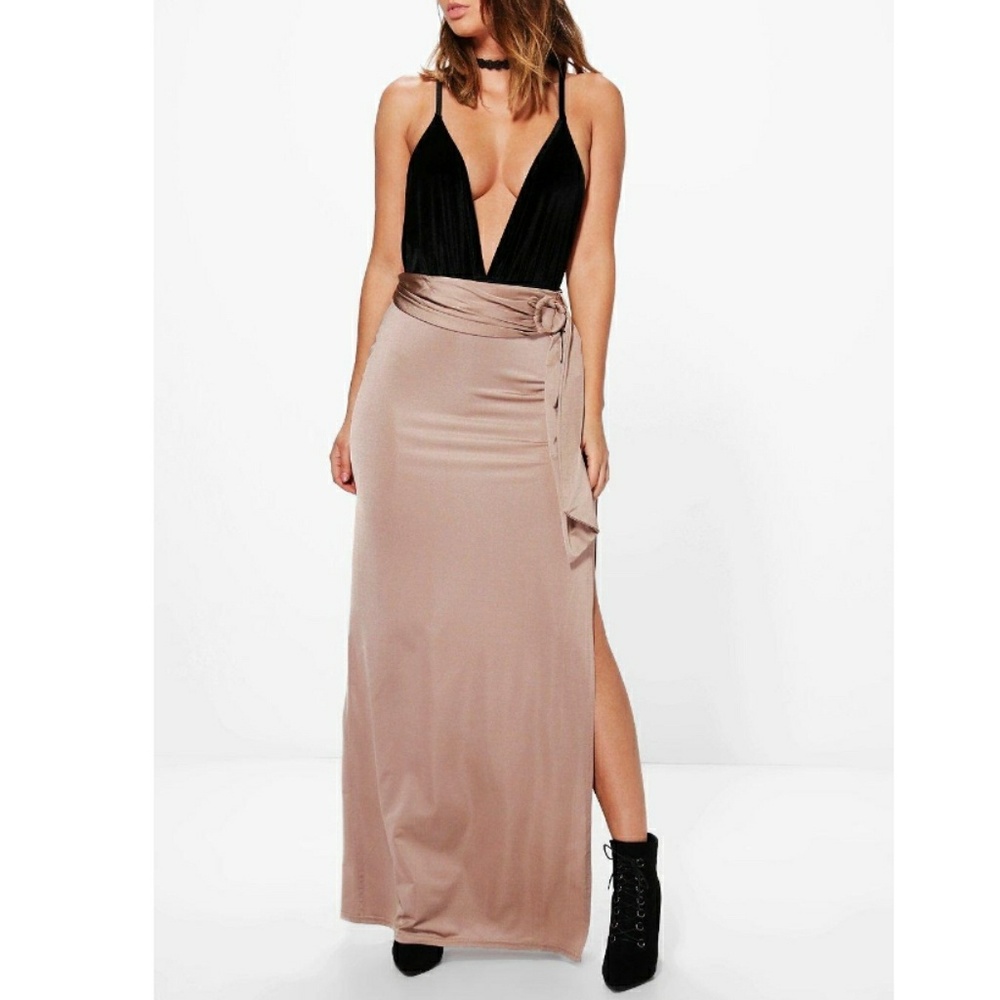 Mocha Side Slit Maxi, Sz 6. NWT