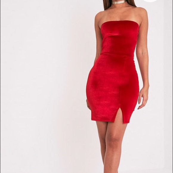 red velvet strapless dress
