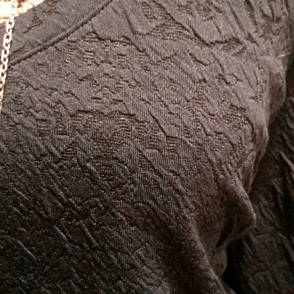 Top - Picture 3 of 4