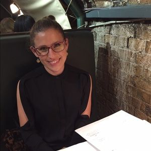 Meet your Posher, Roxanne