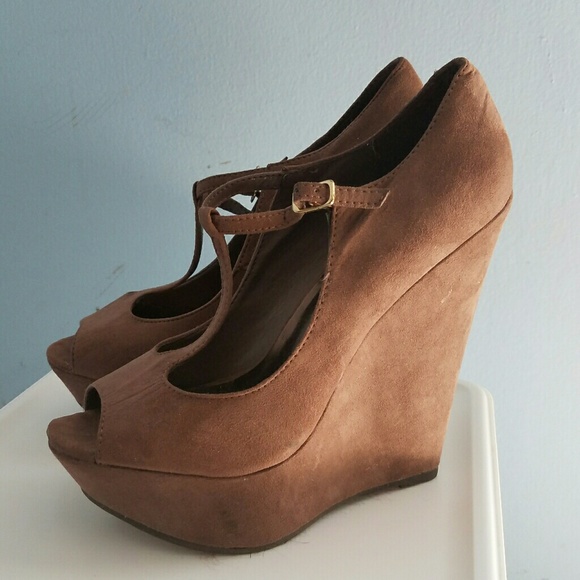 wedge - Picture 1 of 3