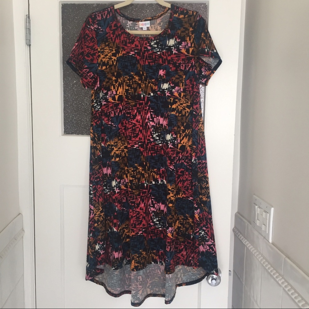 LuLaRoe M Carly like new