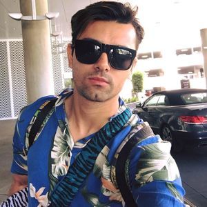 Meet your Posher, Fernando