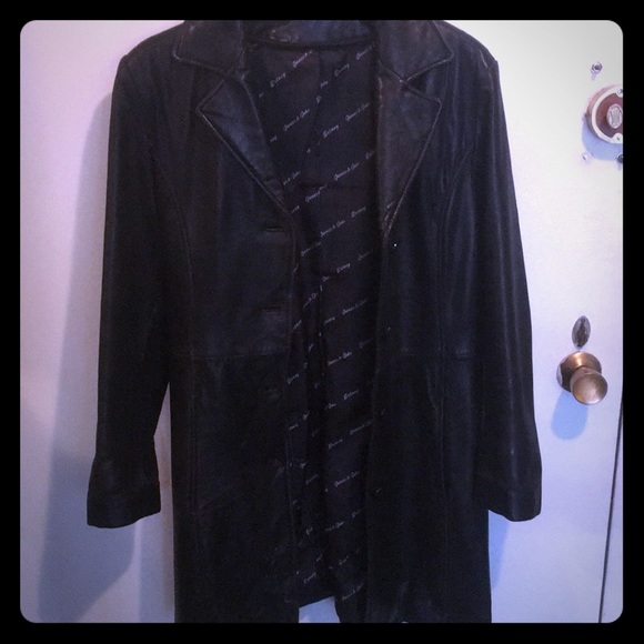 Women's black leather coat. Size Small. - Picture 1 of 3