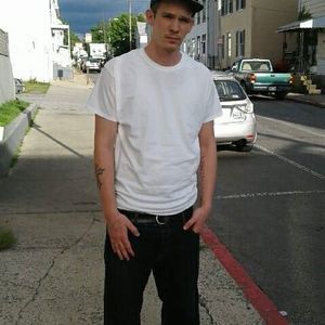 Meet your Posher, Charles