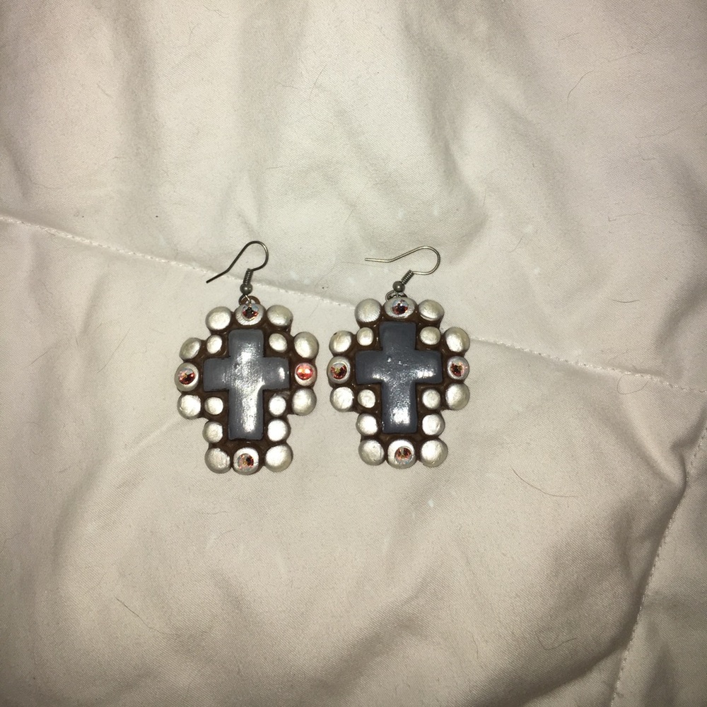 cross earrings | NEVER WORN