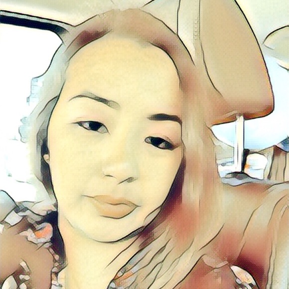 Meet your Posher, Rica - Picture 1 of 1