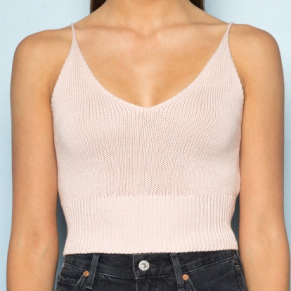 BRANDY: blush pink knot crop tank