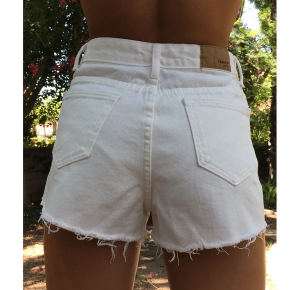White Shorts - Picture 2 of 4