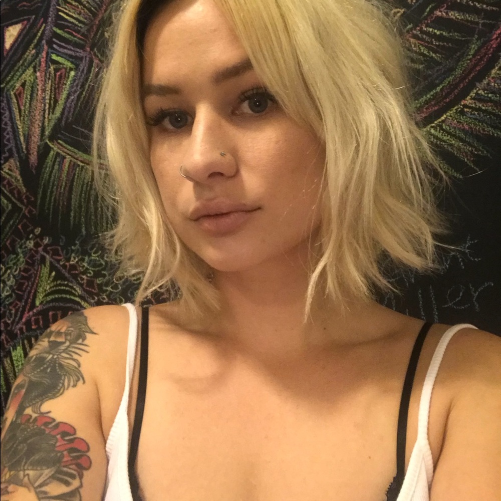 Meet your Posher, Marissa