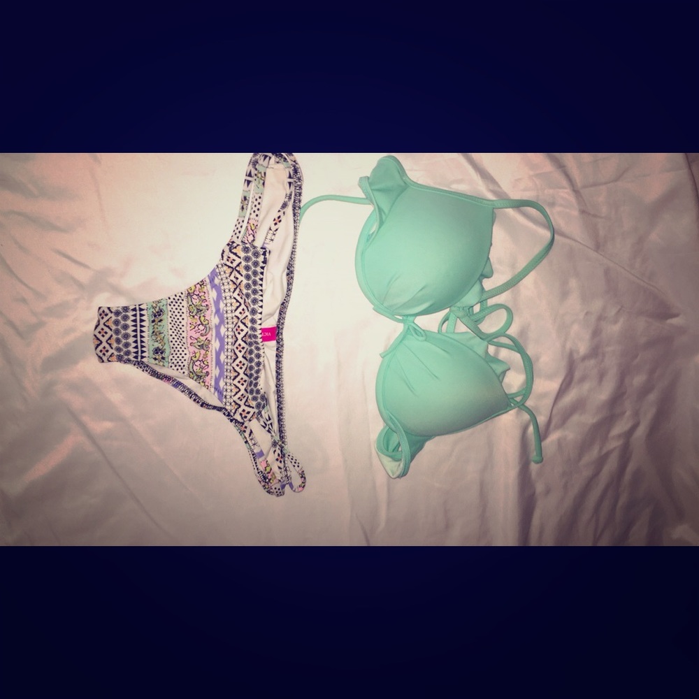 Victoria Secret 2 piece set