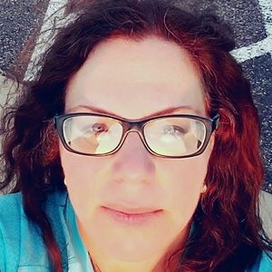 Meet your Posher, Paula