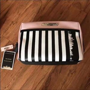 Victoria's Secret New York NYC Makeup Case Bag
