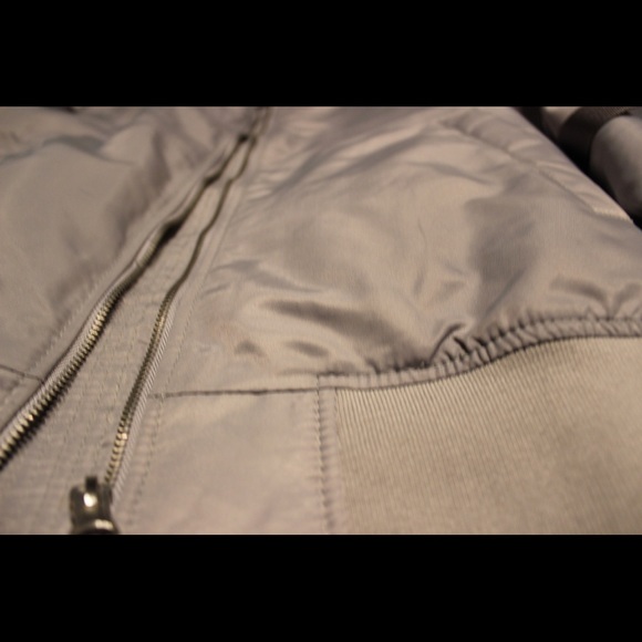 ❗️❗️SOLD❗️❗️Bomber Jacket - Picture 2 of 4