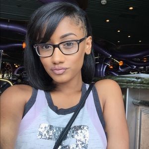 Meet your Posher, Jazmine