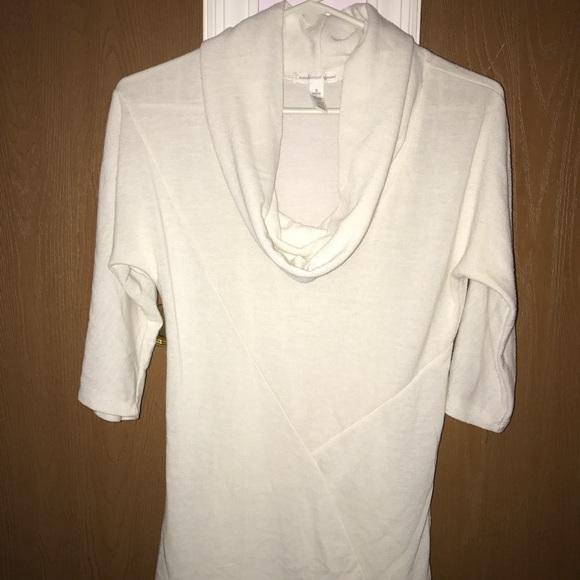 Turtle neck white dressy sweater - Picture 1 of 1