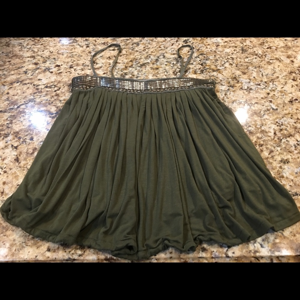 Victoria's Secret flowy top!!