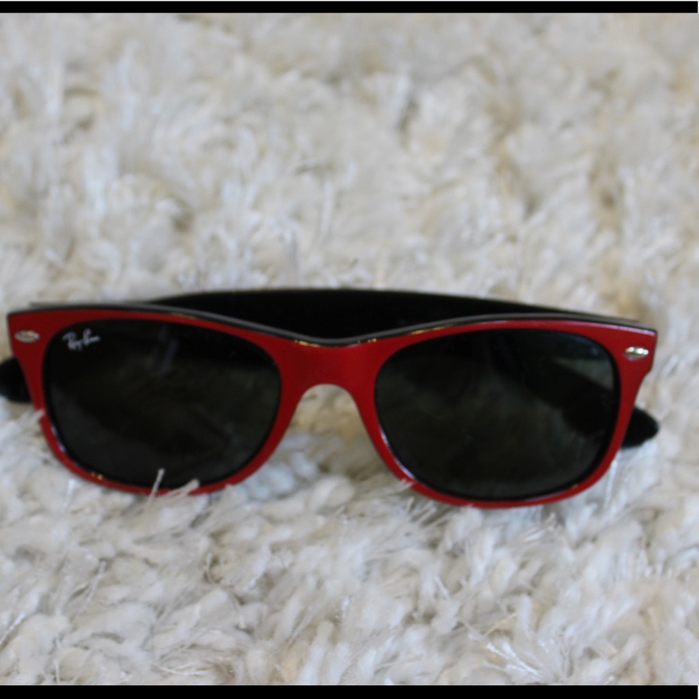 Ray-bans red and black polarized sunglasses - Picture 2 of 6