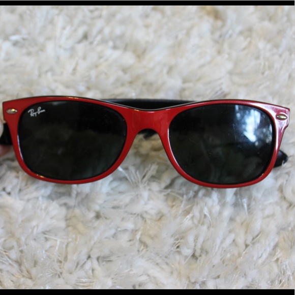 Ray-bans red and black polarized sunglasses
