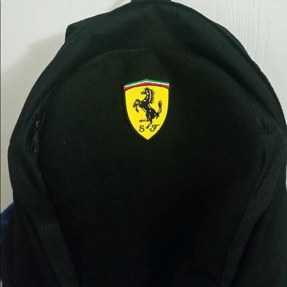 Ferrari back back - Picture 1 of 3