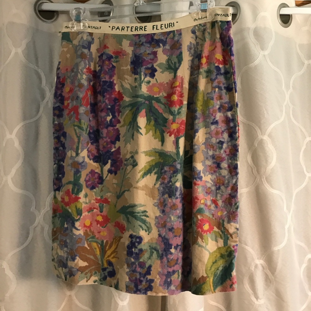 Anthropologie unique print pencil skirt