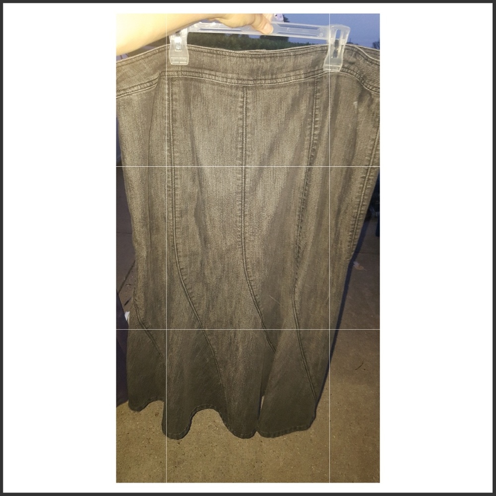 Sz 20 black denim skirt