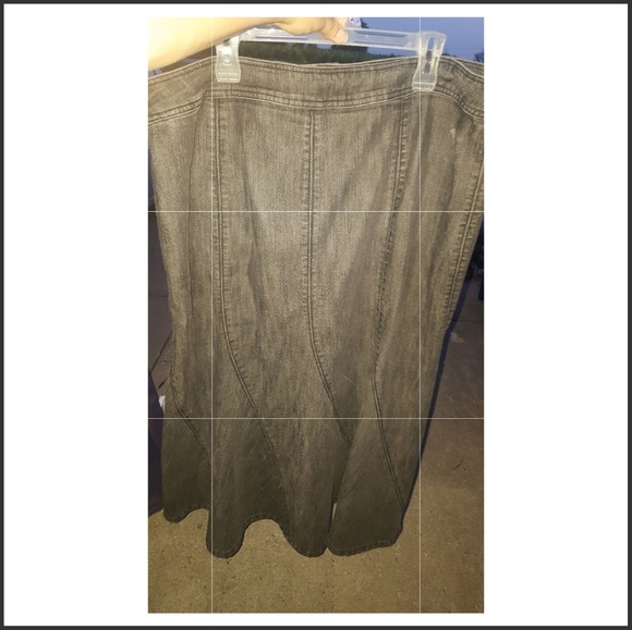 Sz 20 black denim skirt - Picture 1 of 1