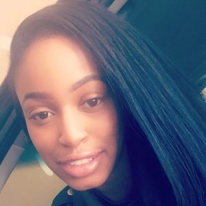 Meet your Posher, Asisha