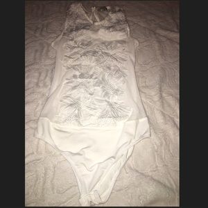 Floral bodysuit 🌼