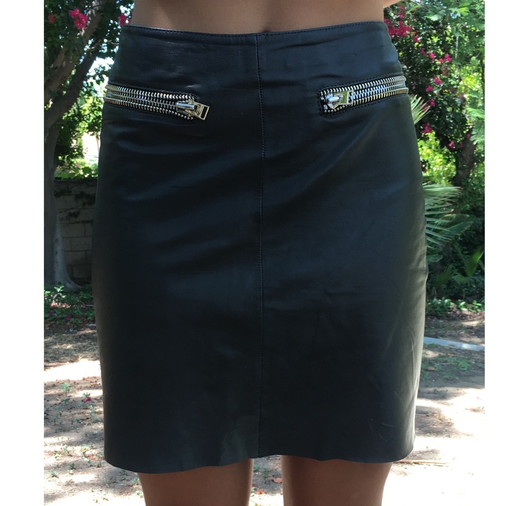 LEATHER MINI SKIRT