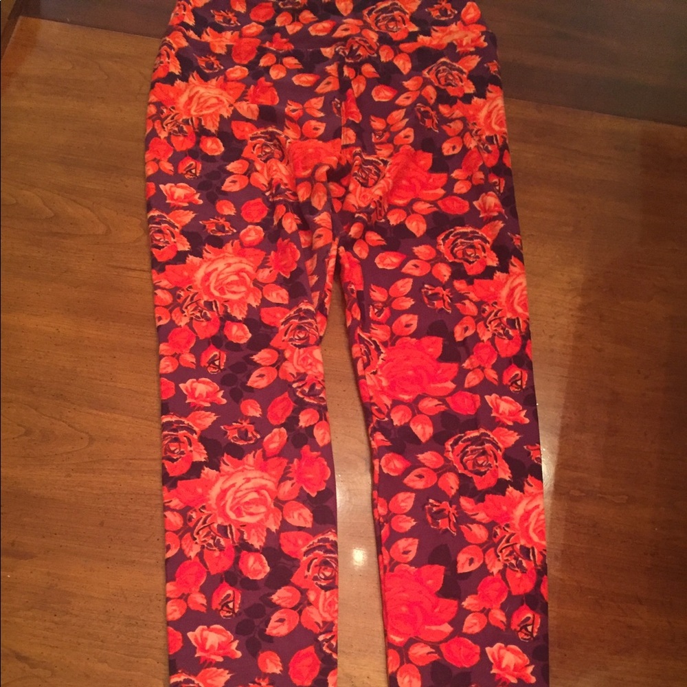 LuLaRoe OS leggings Roses
