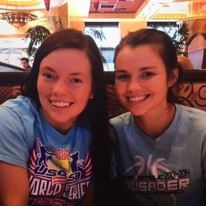 Meet your Posher, Elyssa