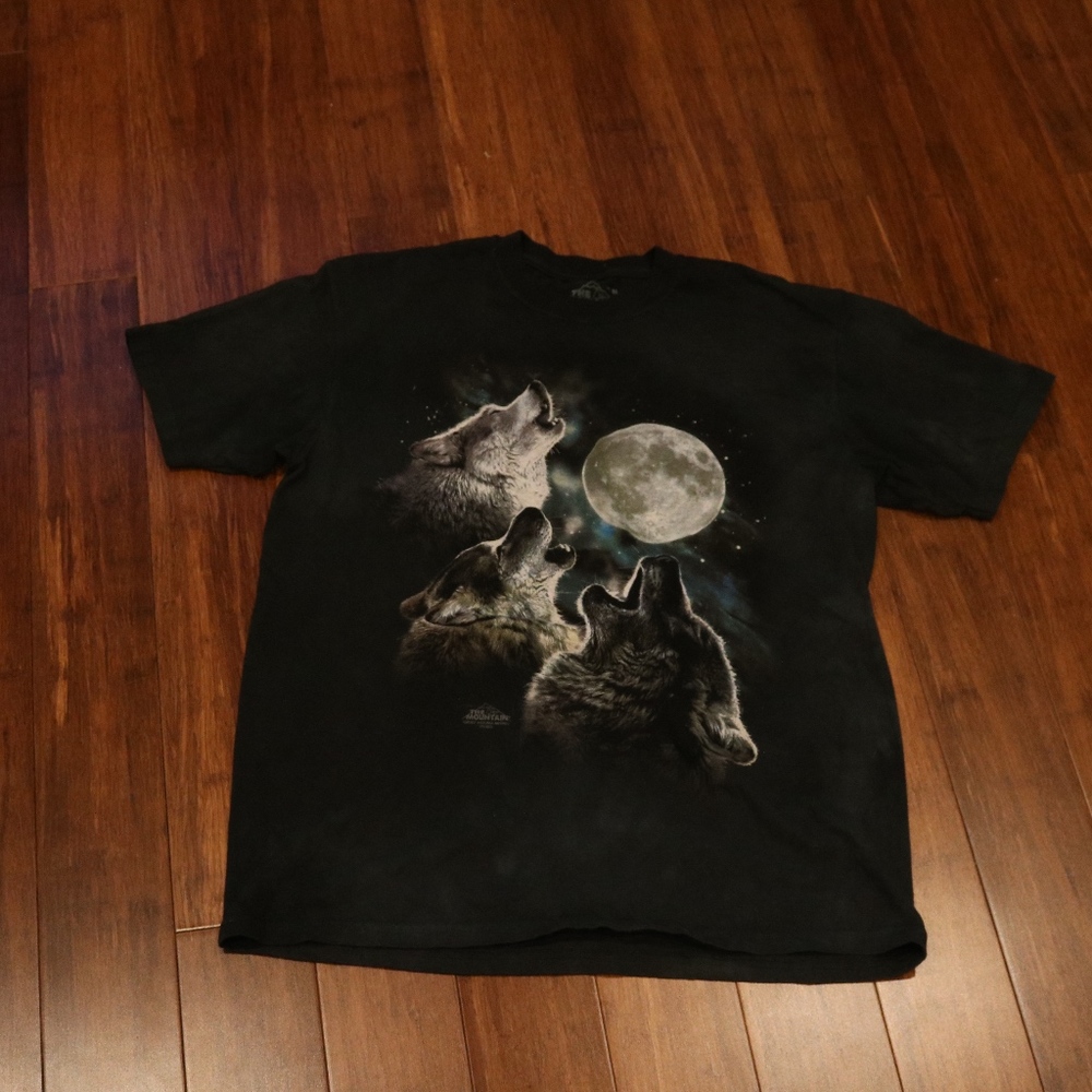 The Mountain three wolves shirt