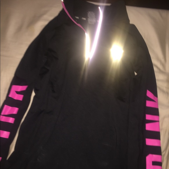 Girls pink workout jacket. - Picture 2 of 3