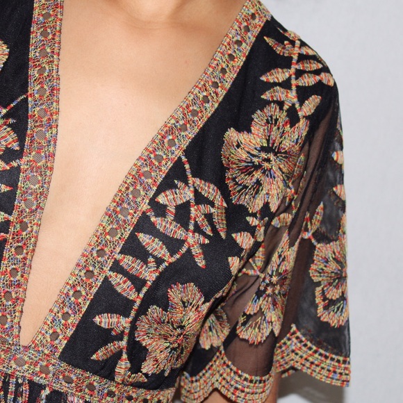 BF PRICE FIRM LONG SHEER EMBROIDERED LACE ROMPER - Picture 3 of 8