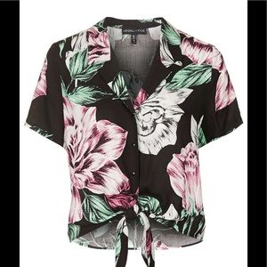 Kendall & Kylie Hawaiian tie up crop top