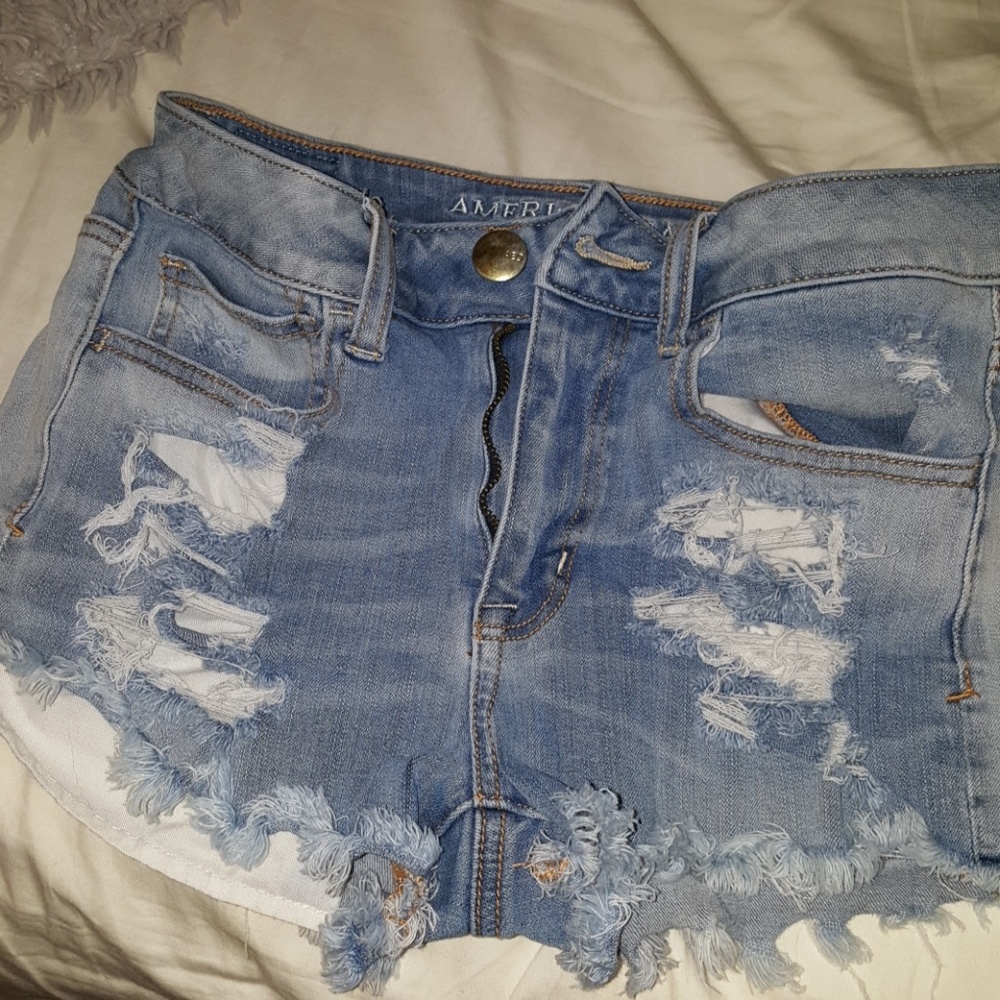 hi rise American Eagle shorts