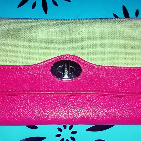 Wallet - Picture 1 of 1