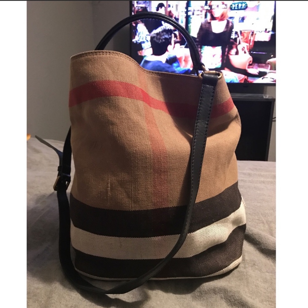 Burberry hobo bag