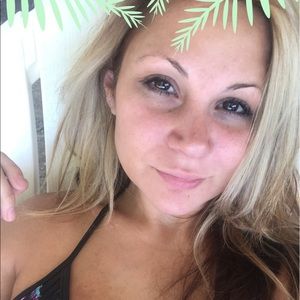 Meet your Posher, Krystal