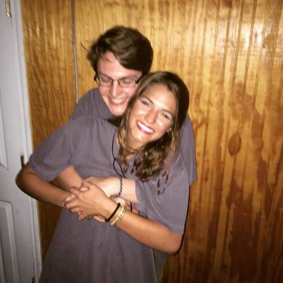 Meet your Posher, Nadia - Picture 1 of 1