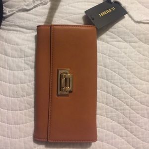 Forever 21 wallet
