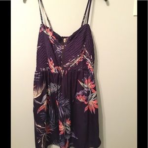 Super cute Roxy dress