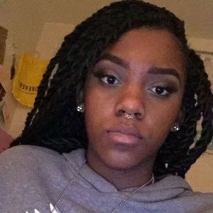 Meet your Posher, Kristina