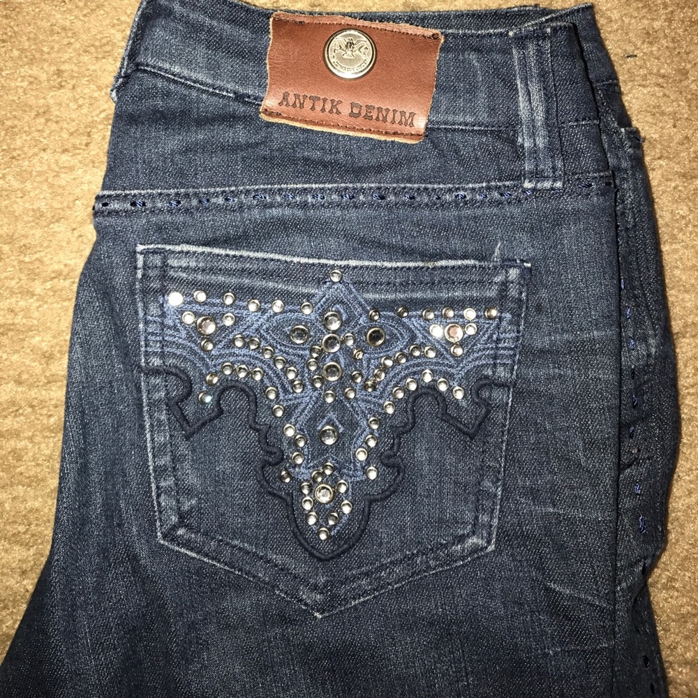 Size 28 straight leg Antik denim jeans.