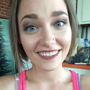 Meet your Posher, Katrina