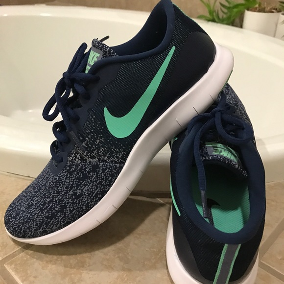 le scarpe nike flex contatto in marina e menta poshmark le scarpe nike flex contatto in marina e menta poshmark